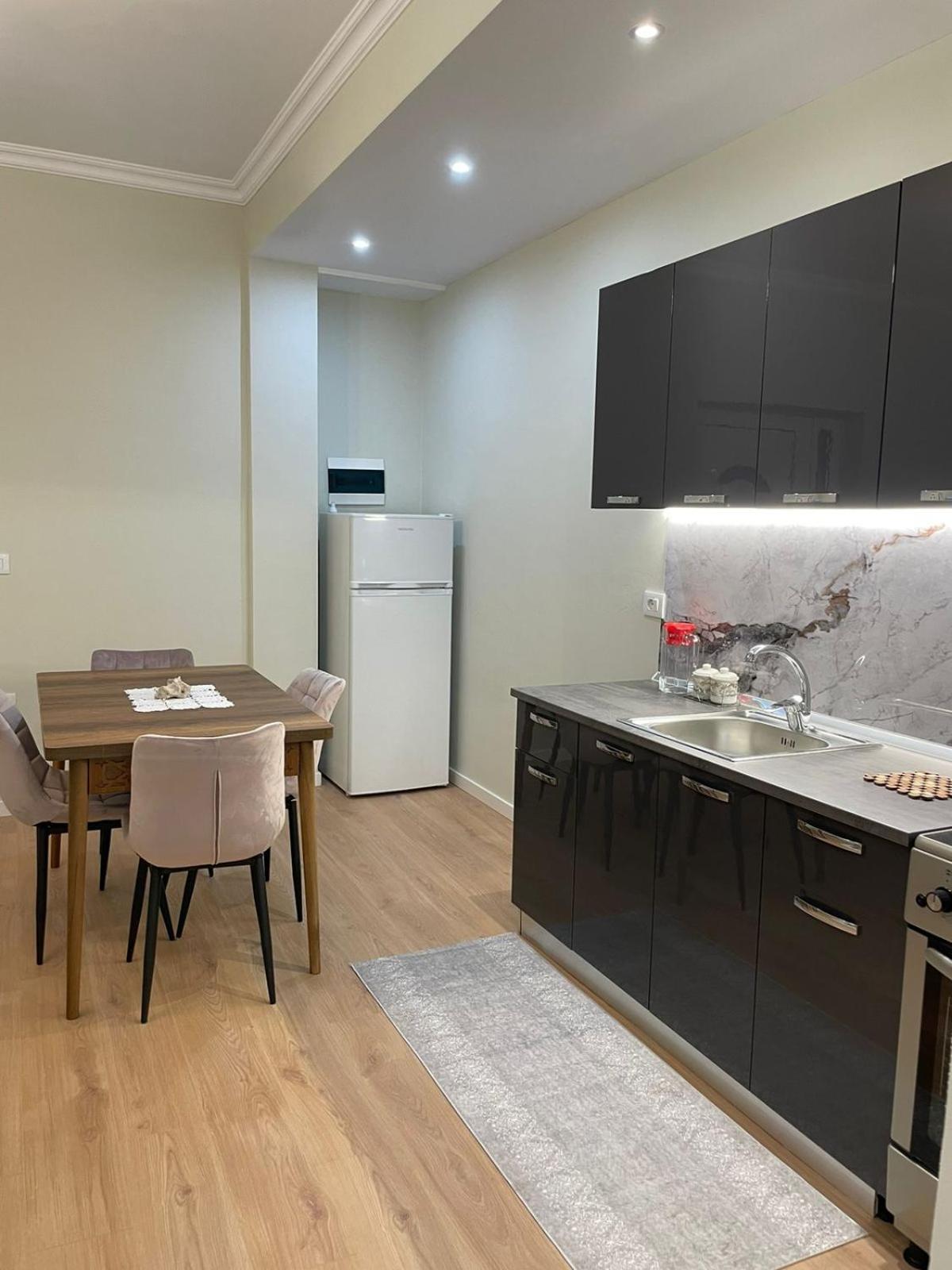 Villa Vsv:Second Flat+Parking Kamez 外观 照片